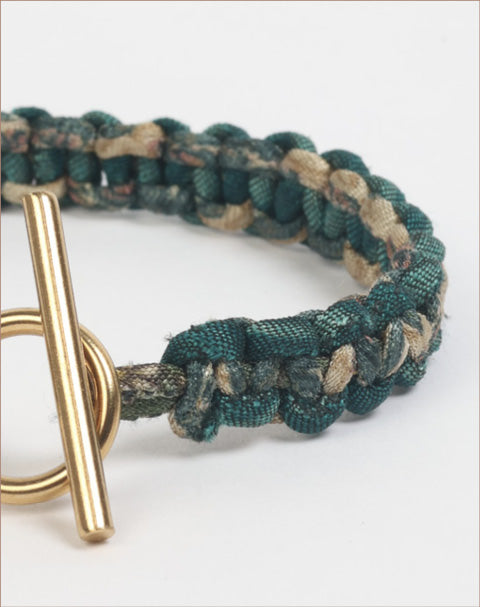 Macrame bracelet