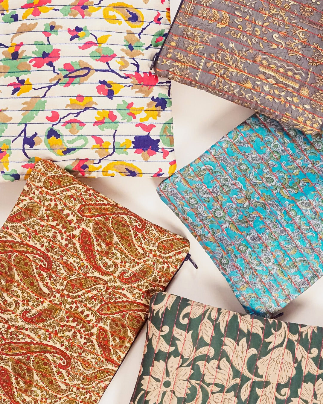 Quilted sunglas/mobilecover silke Iwasasari