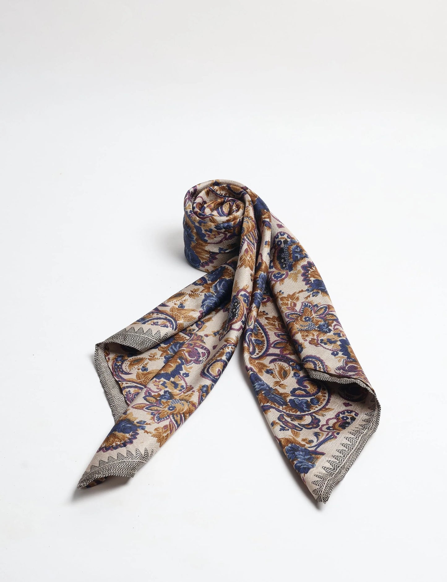 Neck scarf silk Iwasasari