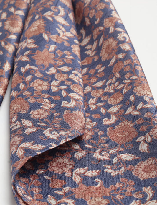 Neck scarf silk Iwasasari