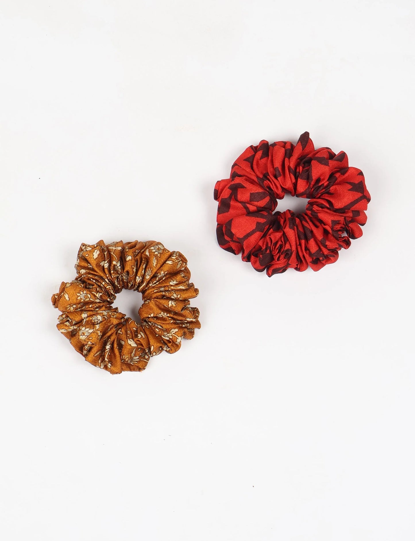 Scrunchy, silke Iwasasari