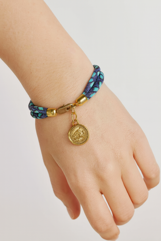 Rope bracelet silke medaljong Iwasasari