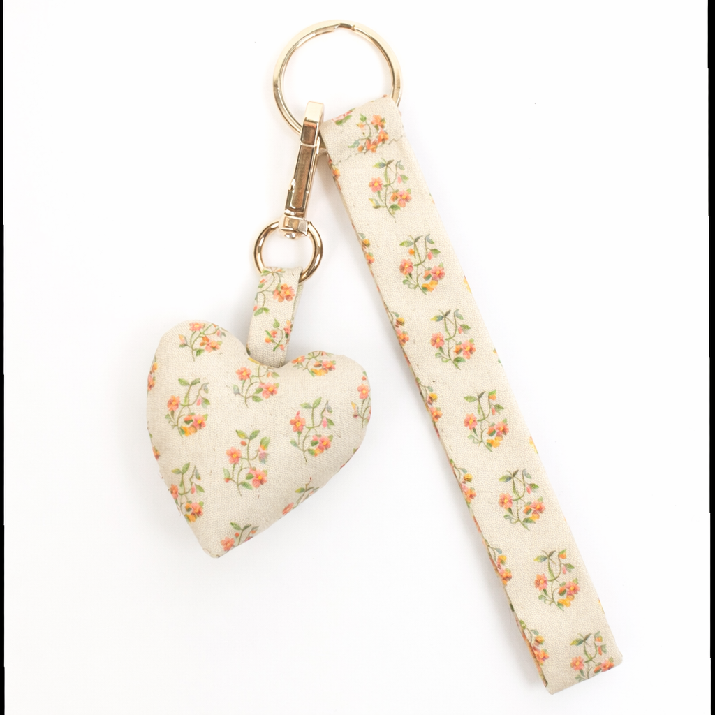 Keyring with charm